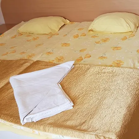 Casa Zdrava بيت ضيافة بوموري